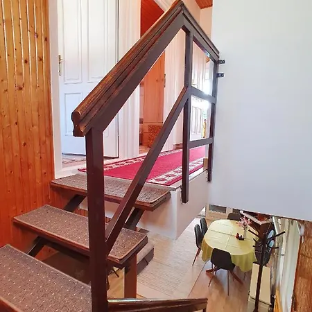 Judit Holiday home Vonyarcvashegy