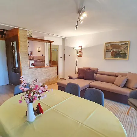 Judit Holiday home Vonyarcvashegy